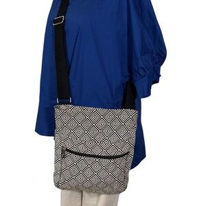 Thirty-One Gifts Crossbody Bag Black &‎ Beige Geometric Diamond Pattern